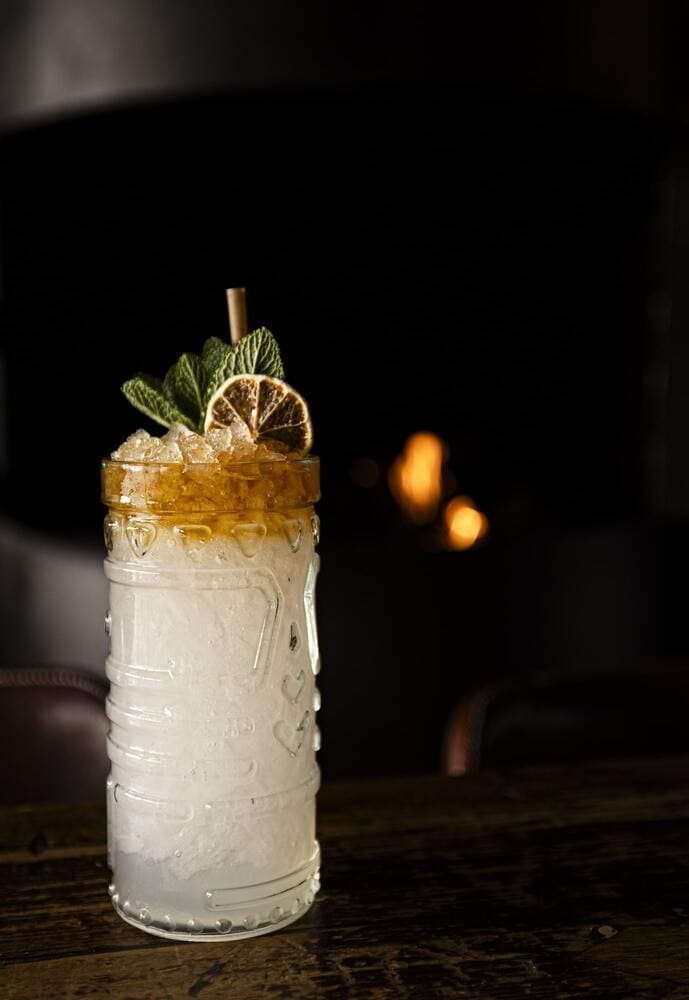 Cocktail Smooth Background Min